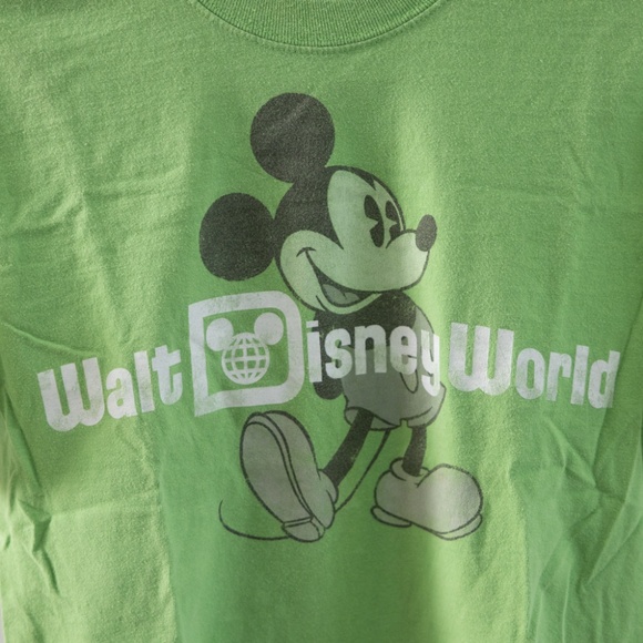 Bright Green Walt Disney World Mickey Mouse T-Shirt Classic Print Size SMALL - Picture 2 of 4